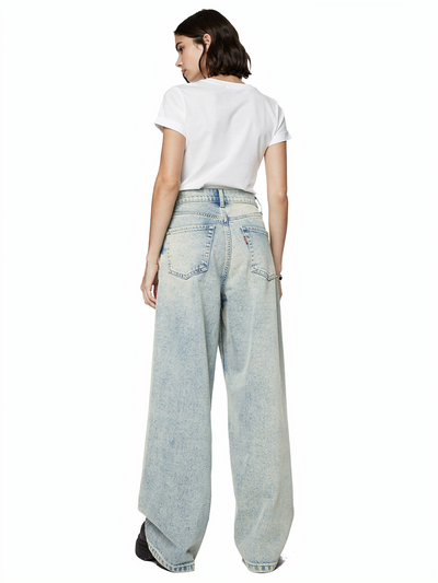 ライトブルールーズストレートデニム