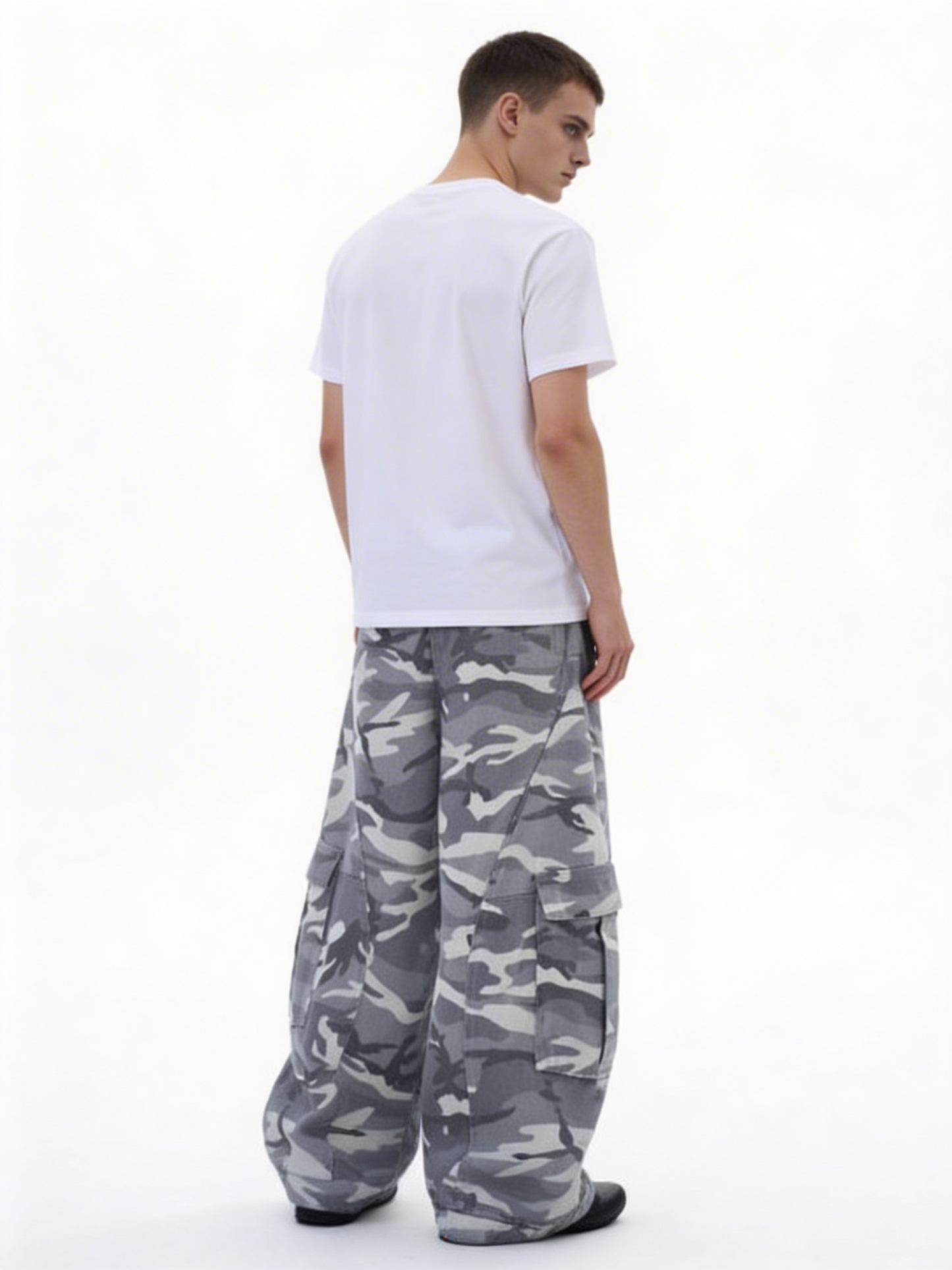 グレーカモルーズワイドデニム