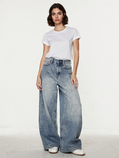 クリーンフィット ワイドストレートデニム